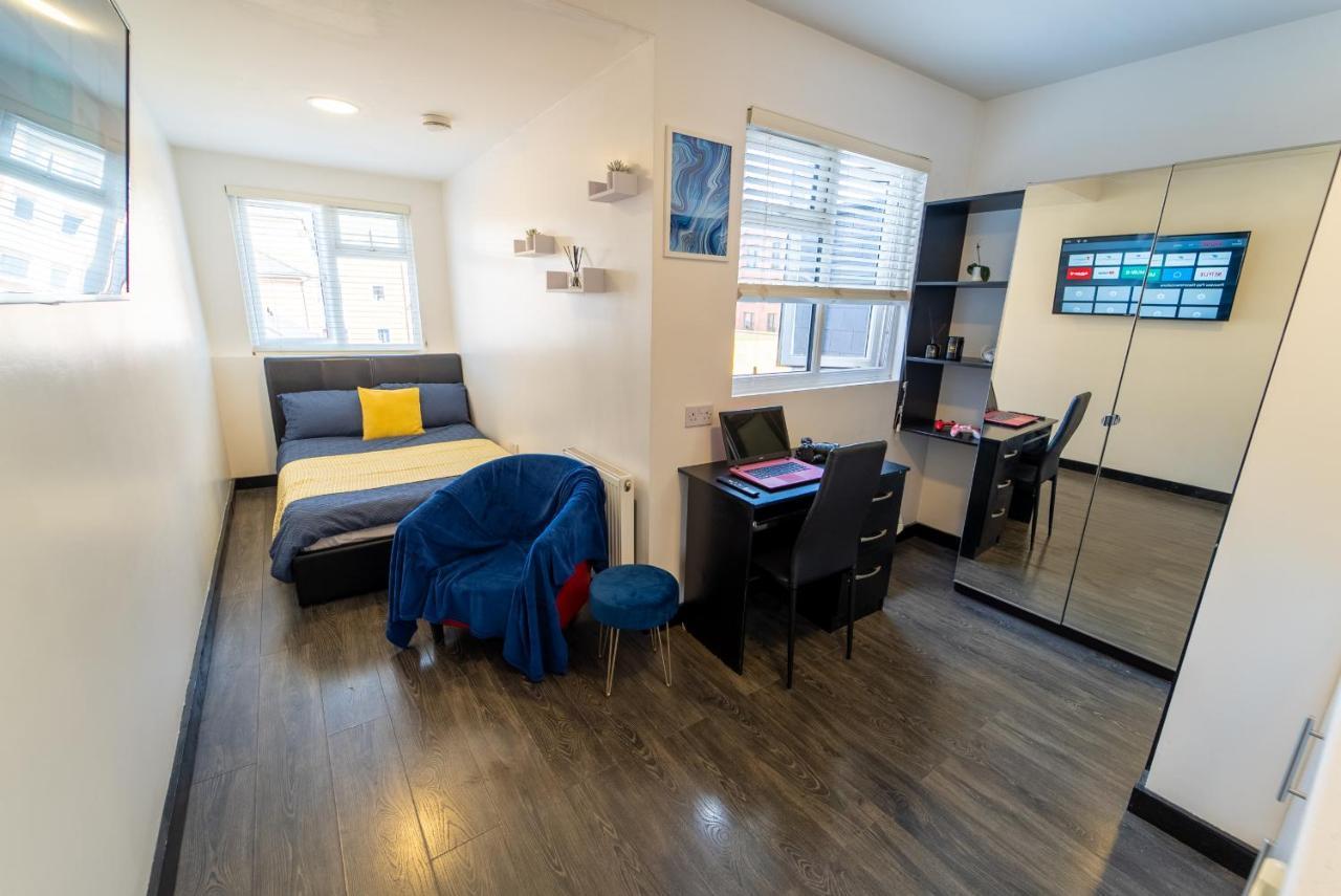 Staysa Equipped Studios Near Qe And Uob In Guesthouse Close To The City! Birmingham Rom bilde