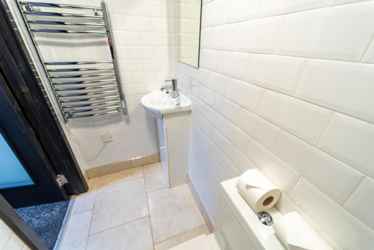 Staysa Equipped Studios Near Qe And Uob In Guesthouse Close To The City! Birmingham Rom bilde