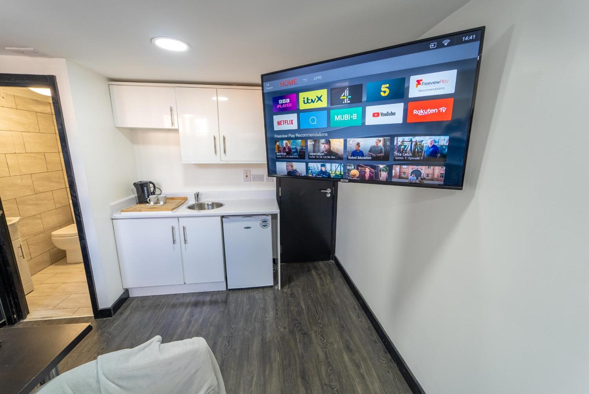 Staysa Equipped Studios Near Qe And Uob In Guesthouse Close To The City! Birmingham Rom bilde